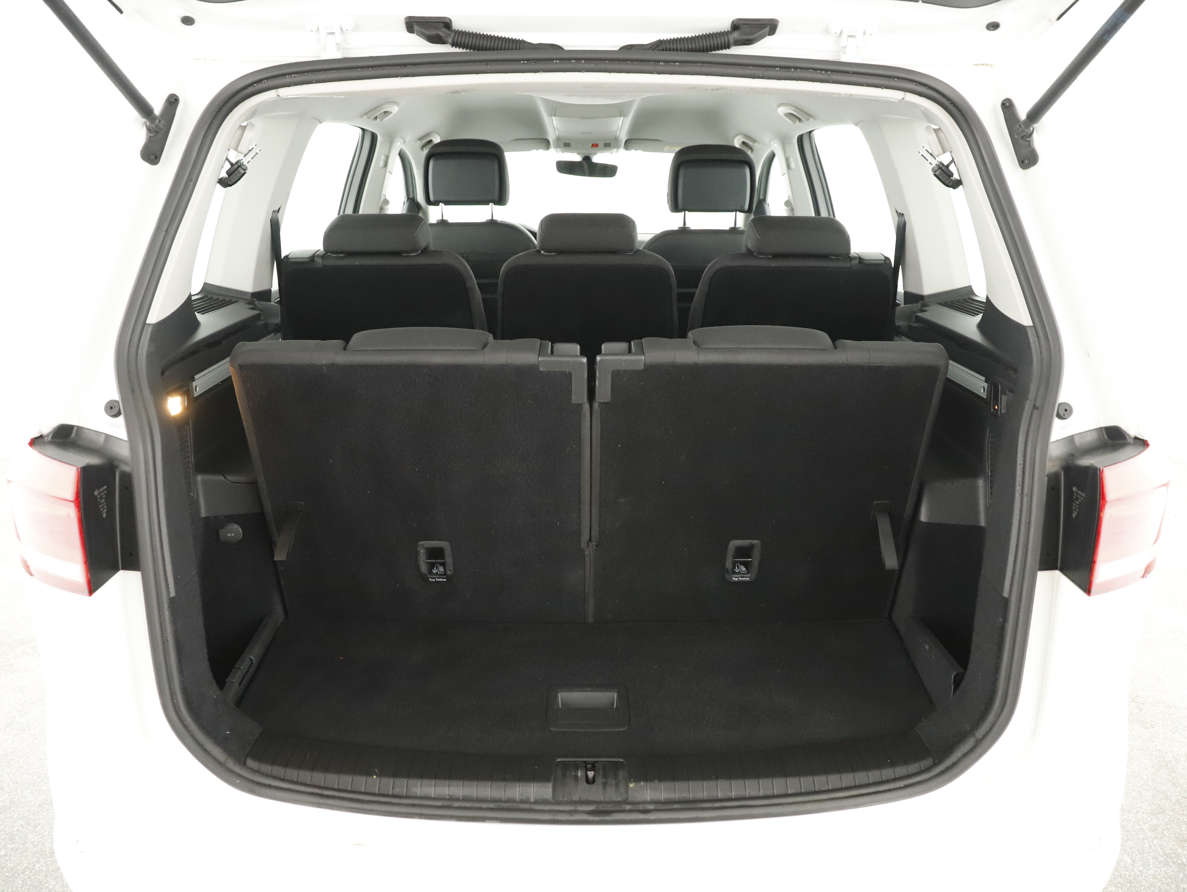 VW Touran 2.0 TDI BMT Highline | Bild 18 von 31