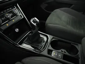 VW Touran 2.0 TDI BMT Highline | Thumbnail 22 von 31