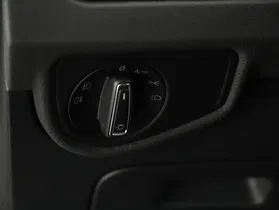 VW Touran 2.0 TDI BMT Highline | Thumbnail 27 von 31