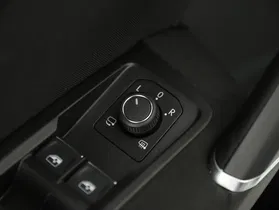 VW Touran 2.0 TDI BMT Highline | Thumbnail 28 von 31