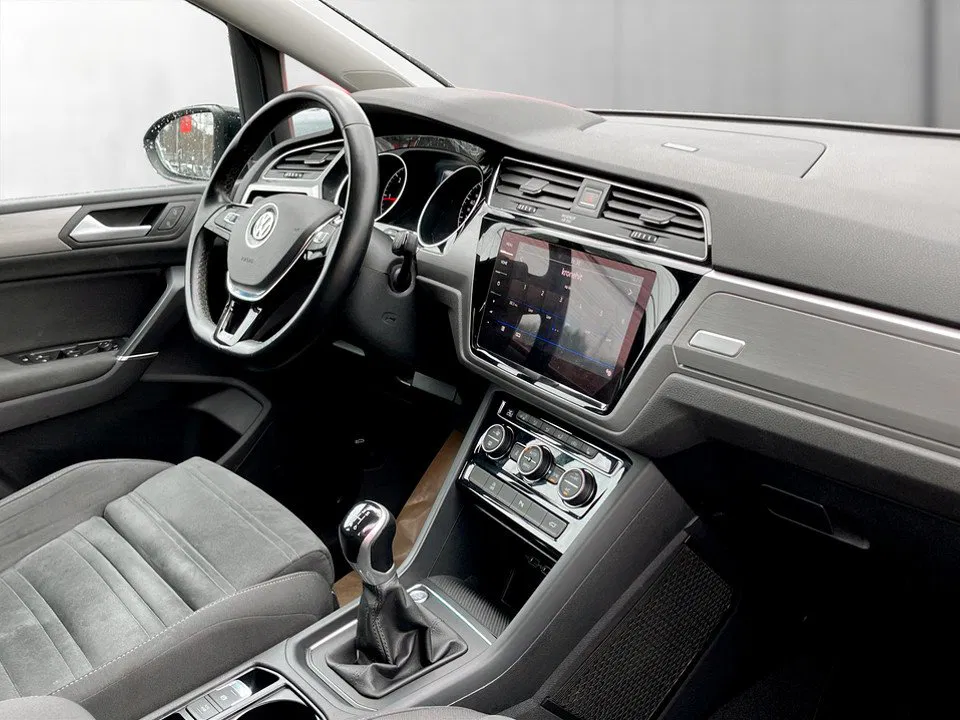 VW Touran 2.0 TDI CL | Bild 13 von 22