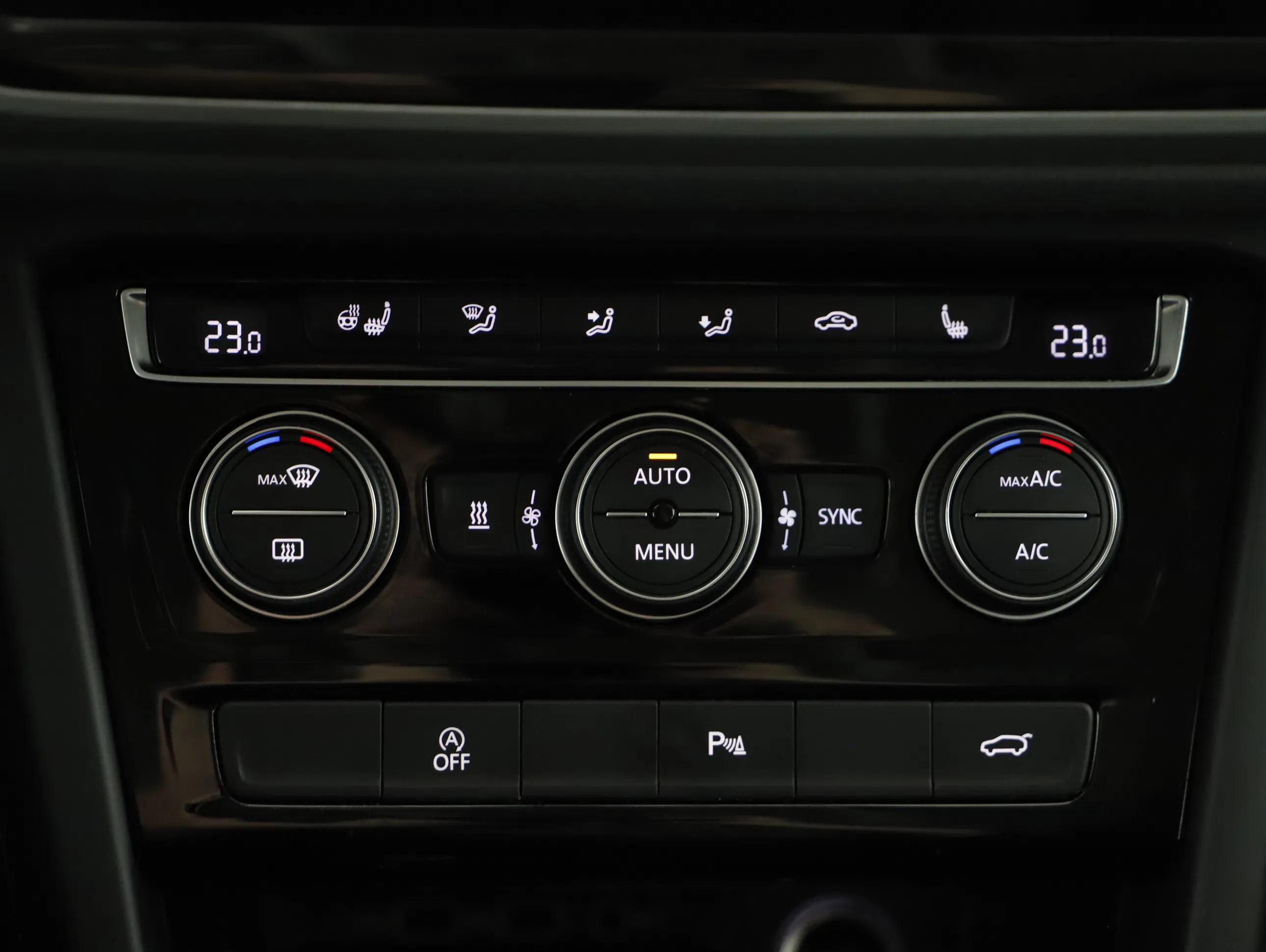 VW Touran 2.0 TDI CL | Bild 18 von 26