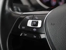 VW Touran 2.0 TDI CL | Thumbnail 19 von 26