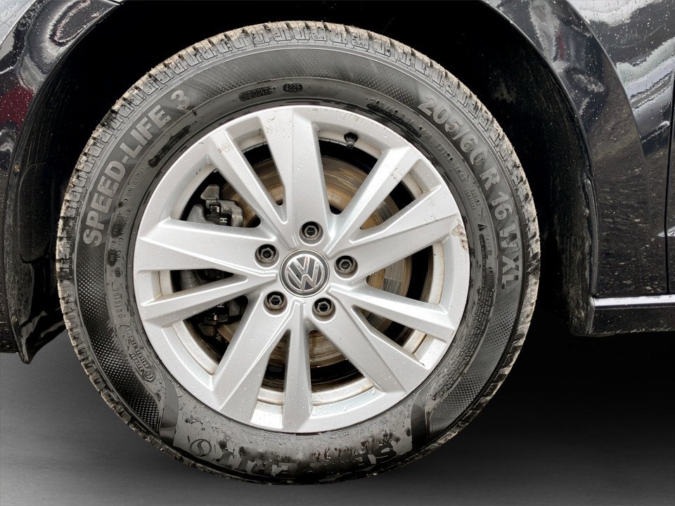 VW Touran 2.0 TDI CL | Bild 7 von 22