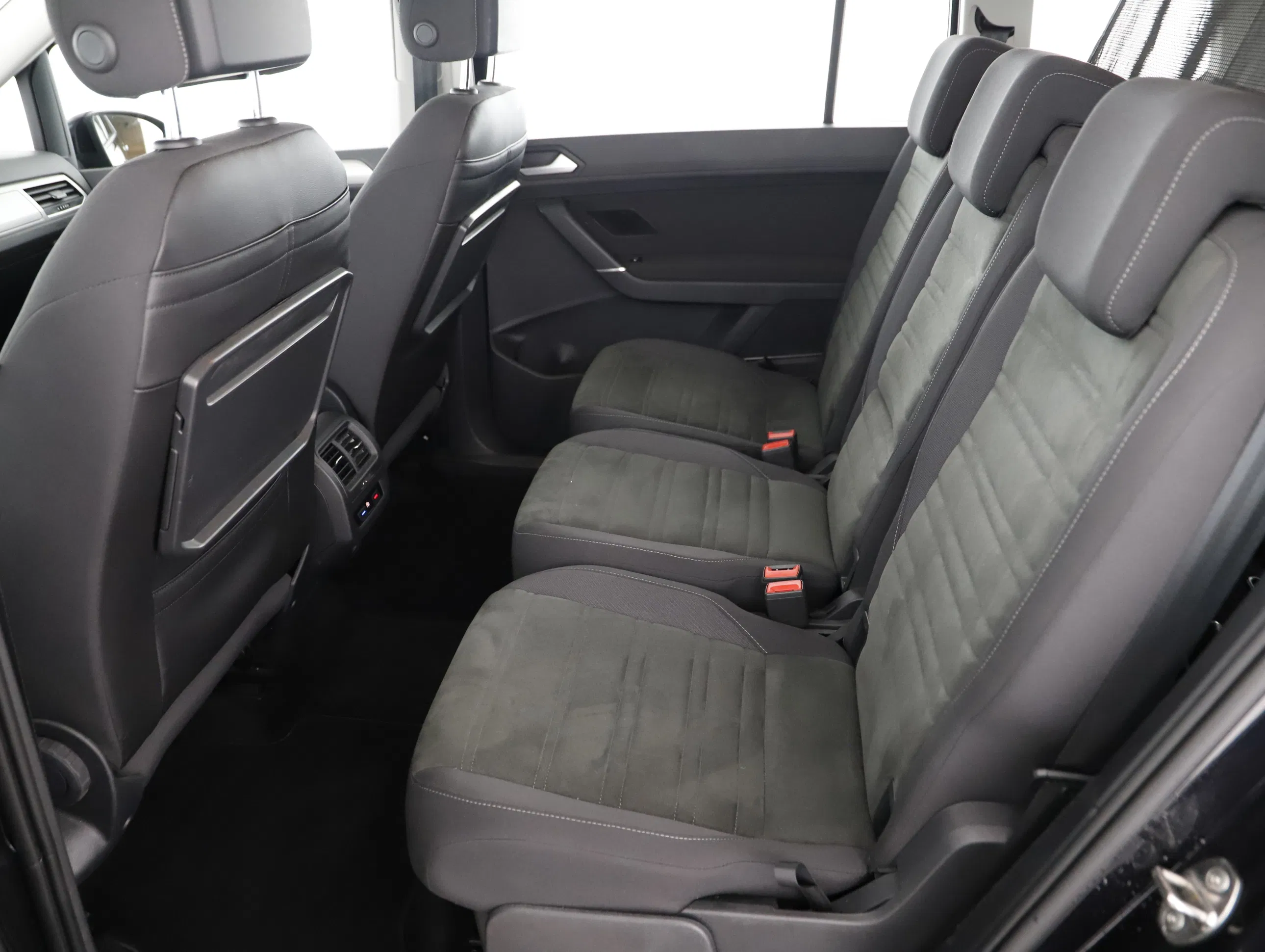 VW Touran 2.0 TDI CL | Bild 9 von 26