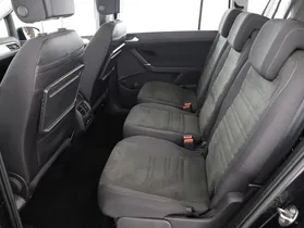 VW Touran 2.0 TDI CL | Thumbnail 9 von 26
