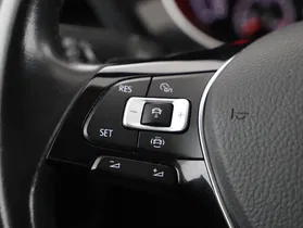 VW Touran 2.0 TDI BMT Comfortline | Thumbnail 11 von 24
