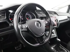VW Touran 2.0 TDI BMT Comfortline | Thumbnail 4 von 24