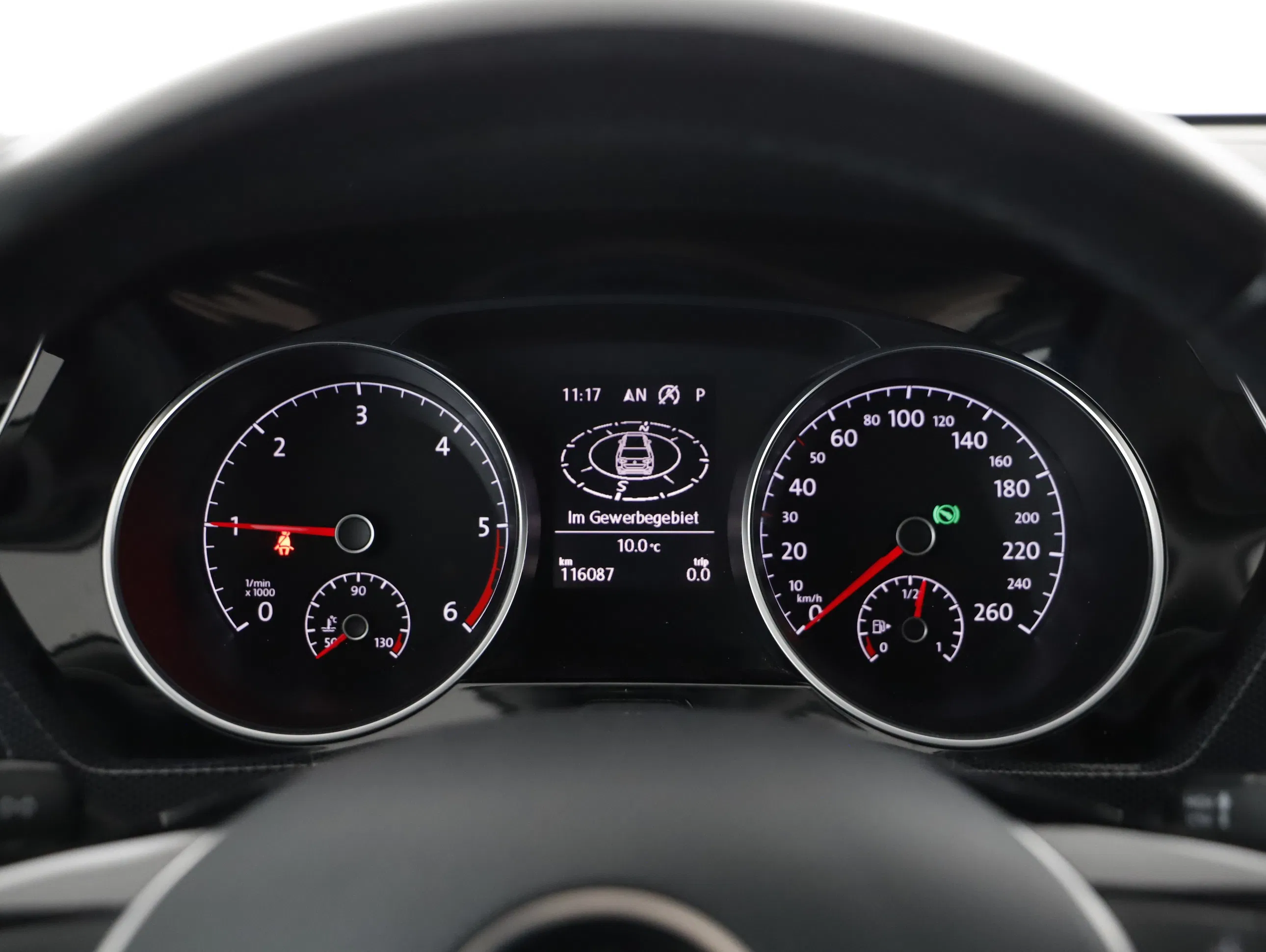 VW Touran 2.0 TDI BMT Comfortline | Bild 6 von 24