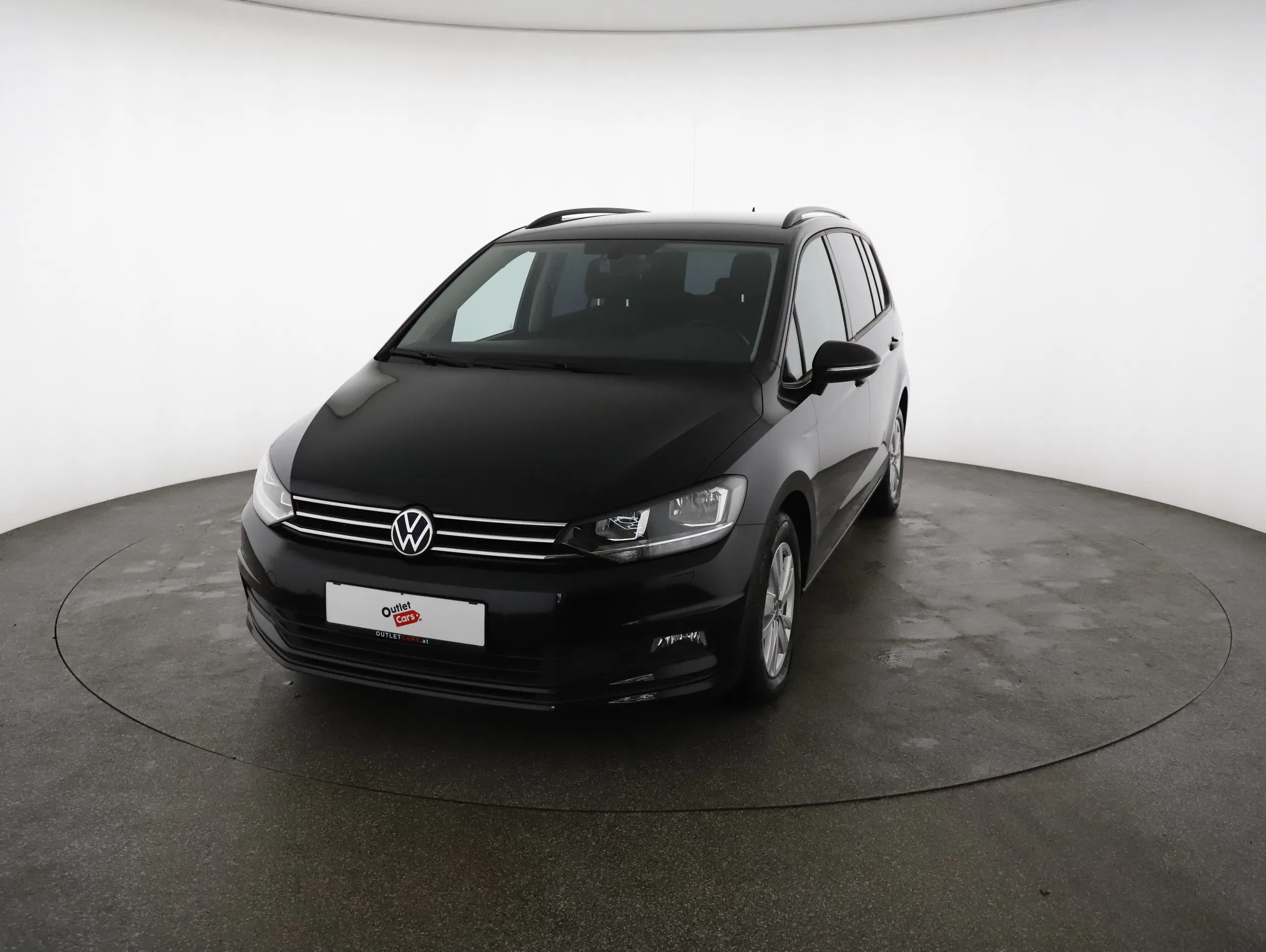 VW Touran Comfortline TDI SCR DSG 5-Sitzer | Bild 2 von 31