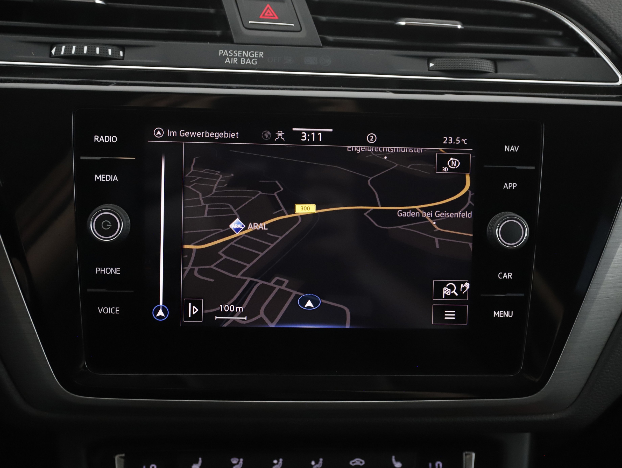 VW Touran Comfortline TDI SCR DSG 5-Sitzer | Bild 23 von 31