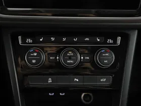 VW Touran Comfortline TDI SCR DSG 5-Sitzer | Thumbnail 25 von 31