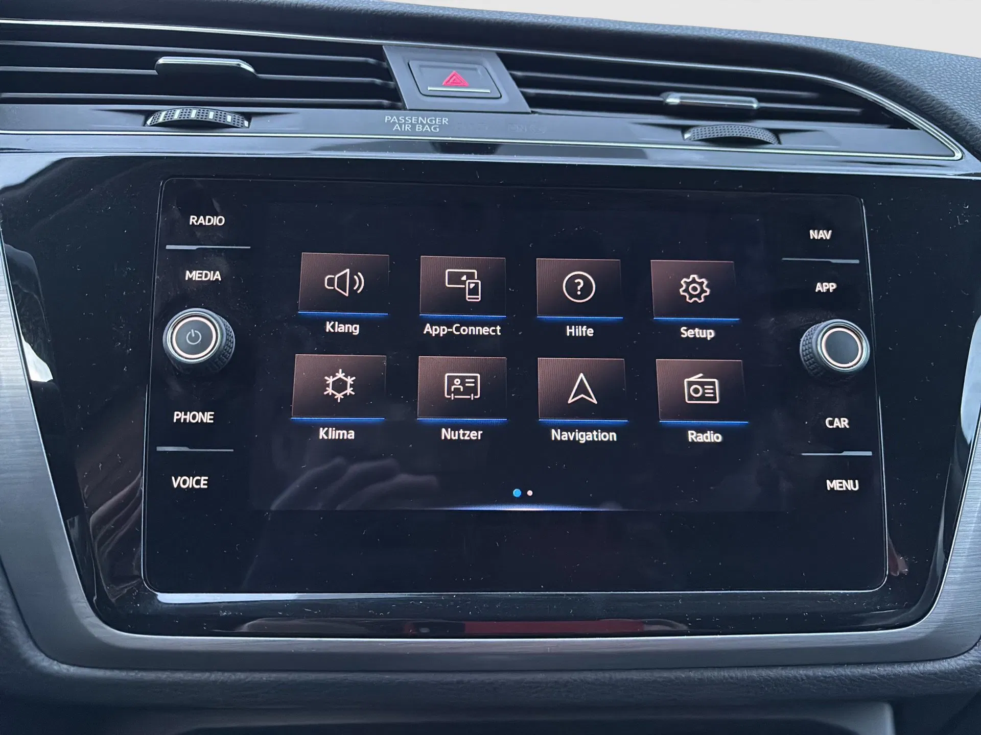 VW Touran 1.5 TSI BMT Comfortline | Bild 17 von 25