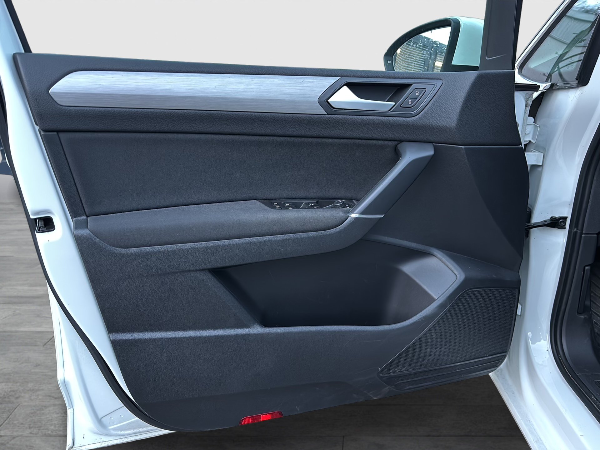 VW Touran 1.5 TSI BMT Comfortline | Bild 9 von 25