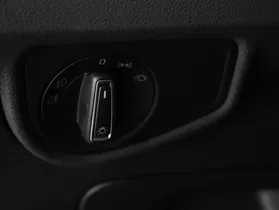 VW Touran 2.0 TDI Highline DSG | Thumbnail 13 von 21