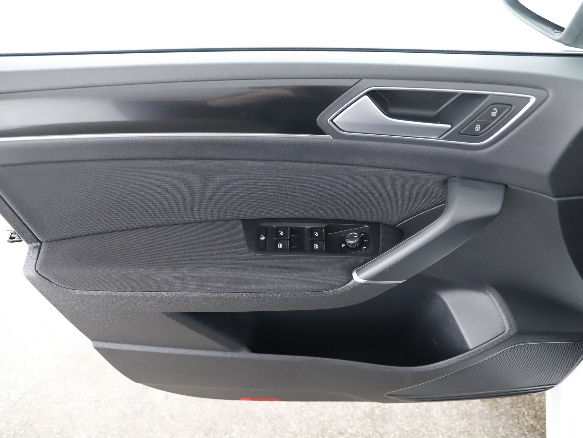 VW Touran 2.0 TDI Highline DSG | Bild 14 von 21