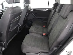 VW Touran 2.0 TDI Highline DSG | Thumbnail 2 von 21