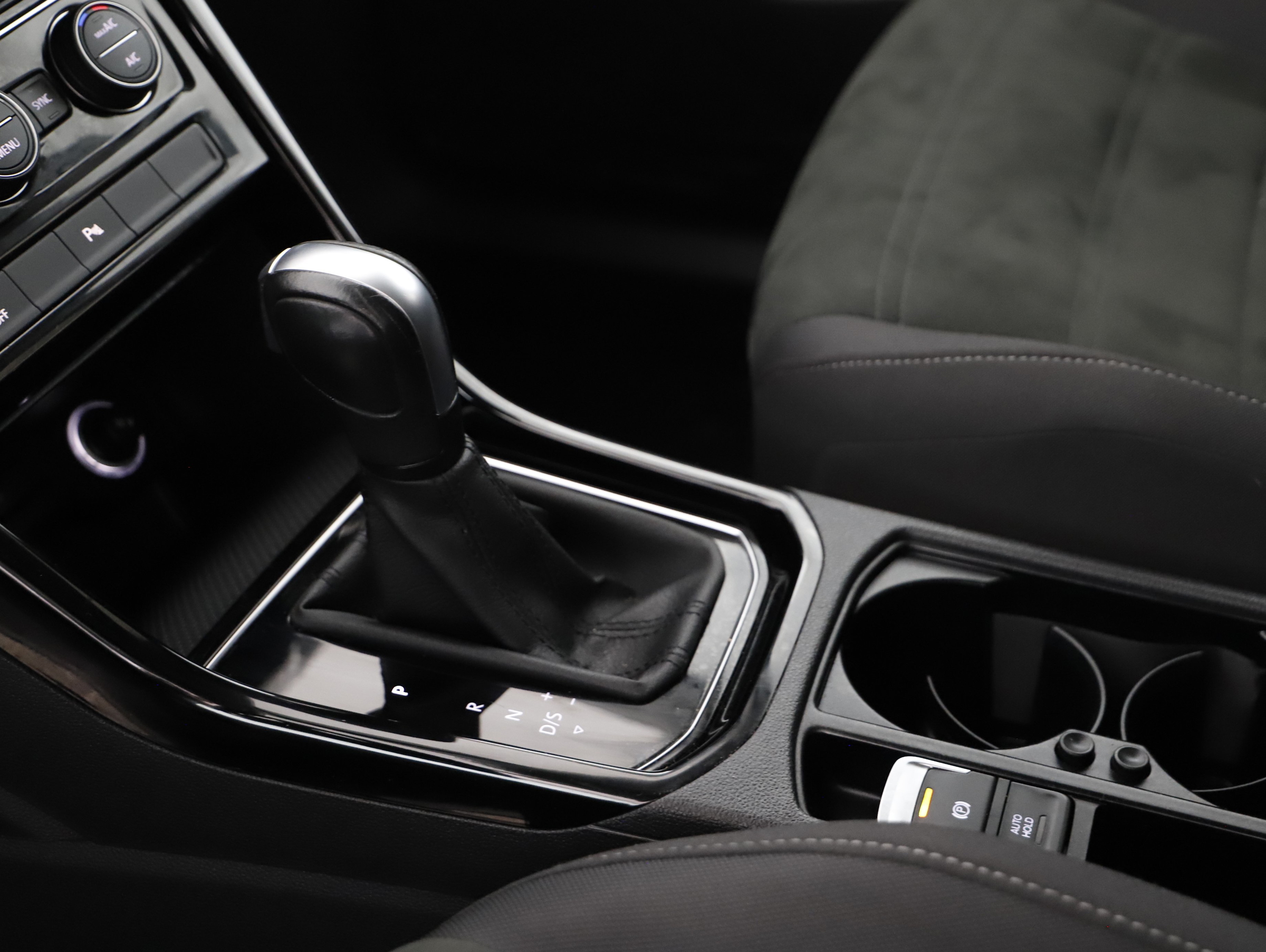 VW Touran 2.0 TDI Highline DSG | Bild 5 von 21