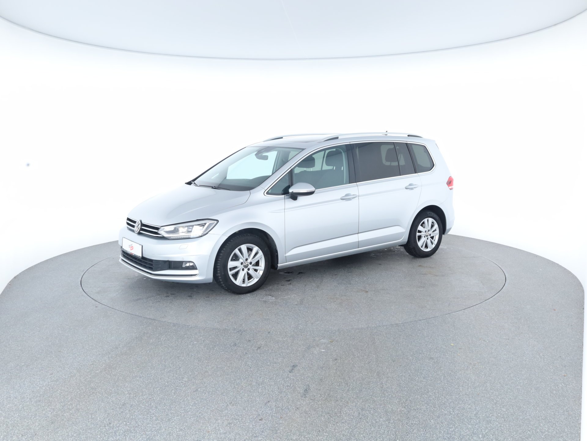 VW Touran 2.0 TDI BMT Highline | Bild 2 von 29
