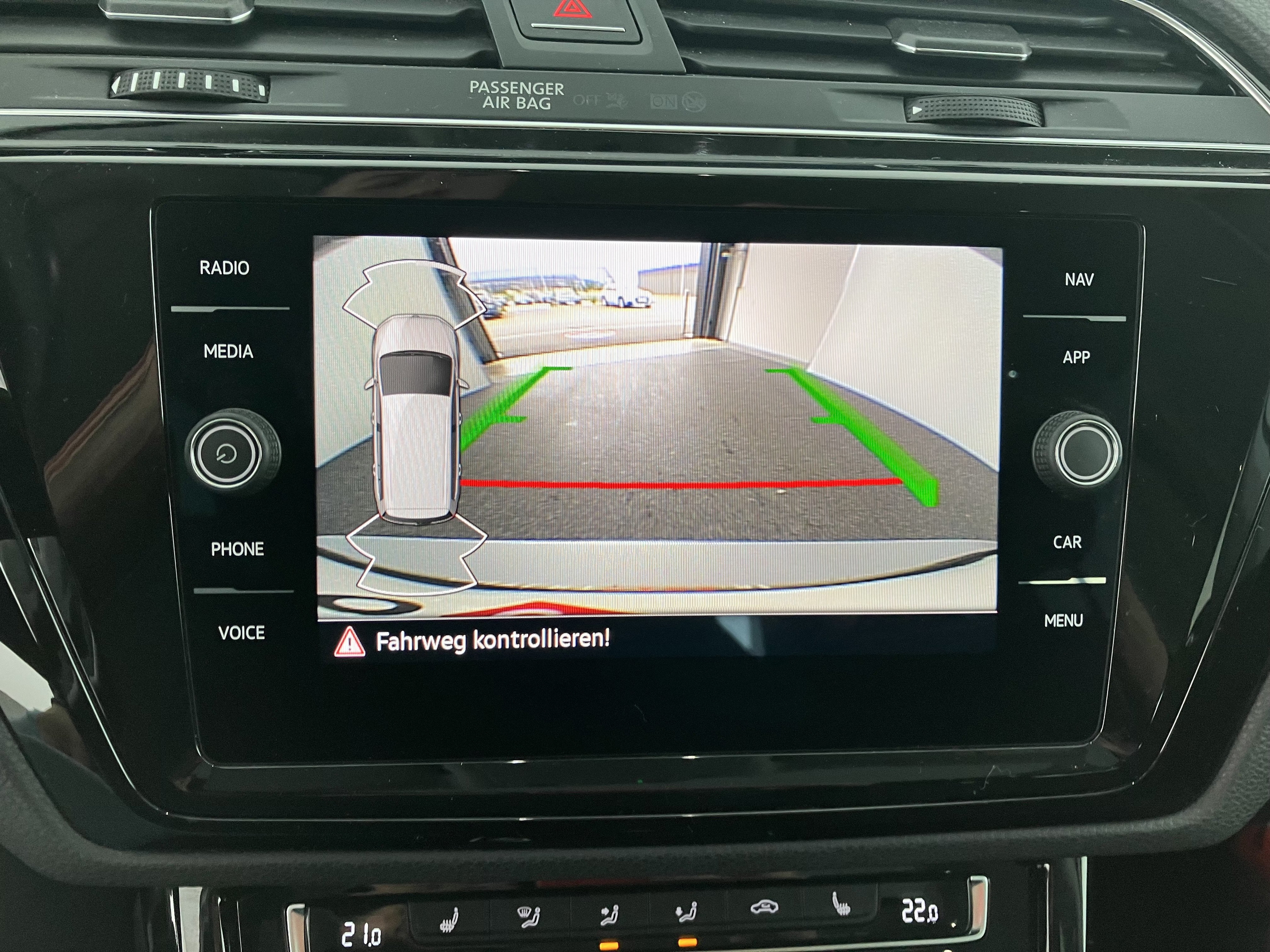 VW Touran 2.0 TDI BMT Highline | Bild 12 von 29