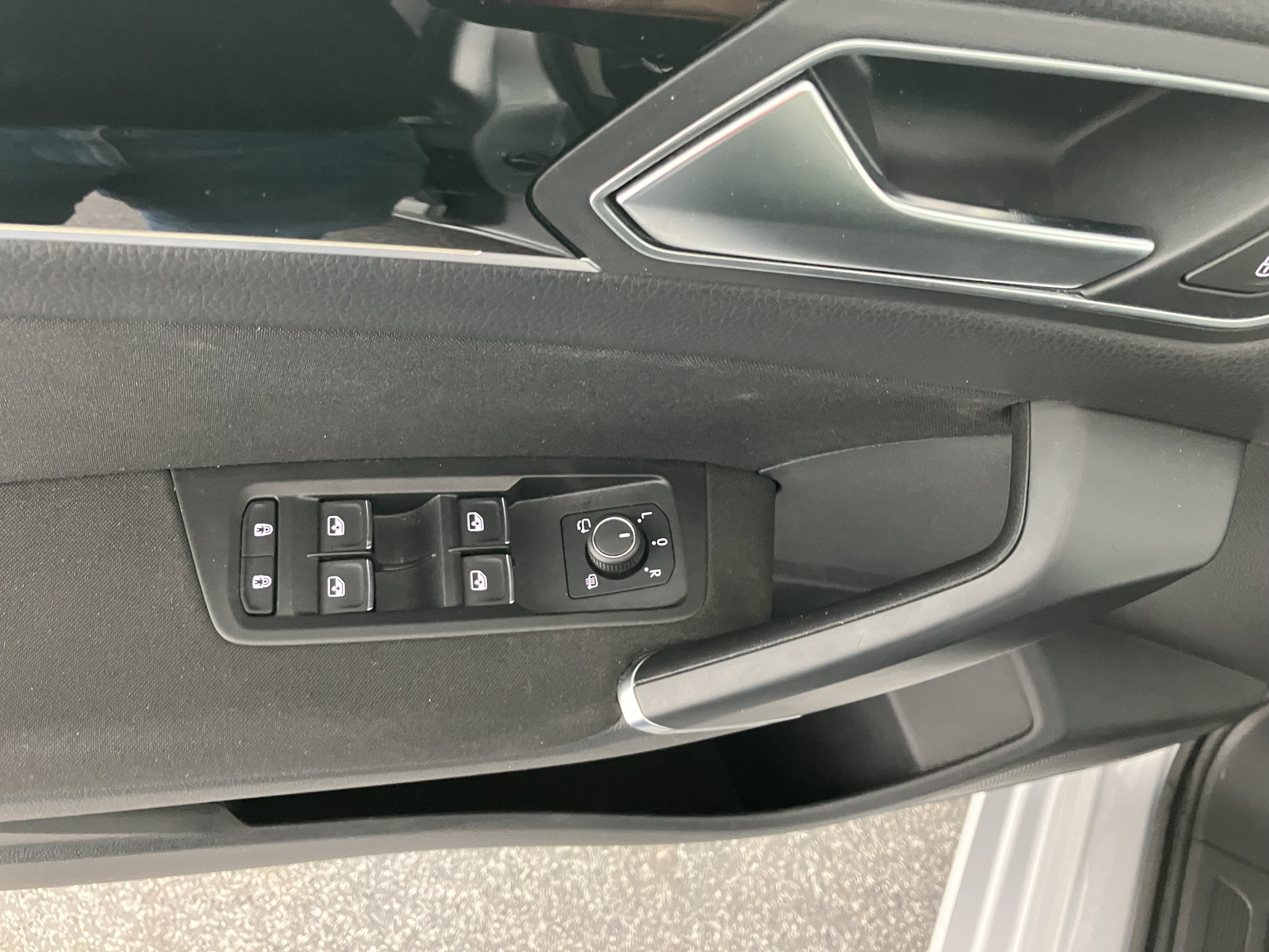 VW Touran 2.0 TDI BMT Highline | Bild 5 von 29