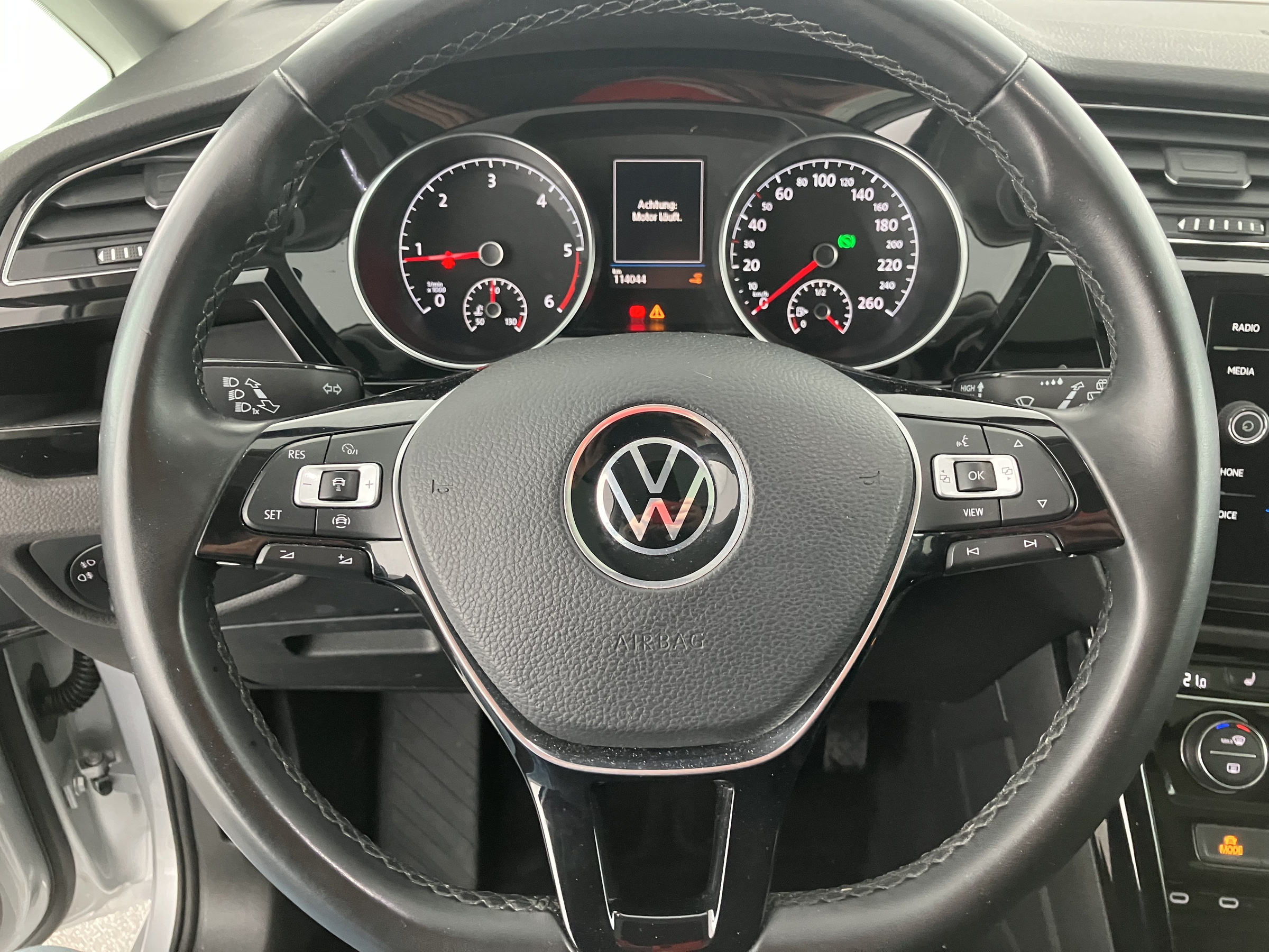 VW Touran 2.0 TDI BMT Highline | Bild 7 von 29