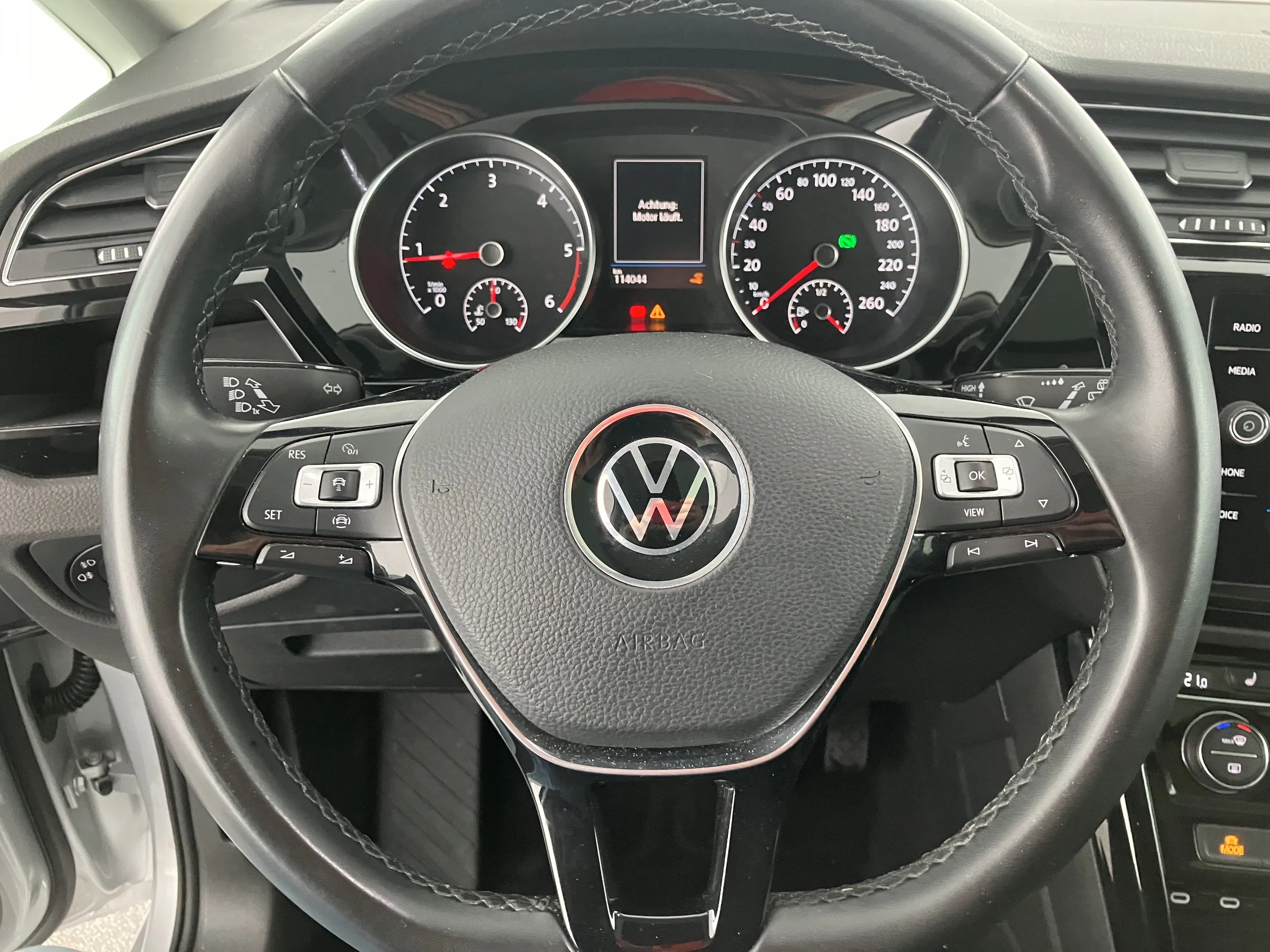 VW Touran 2.0 TDI BMT Highline | Bild 7 von 29