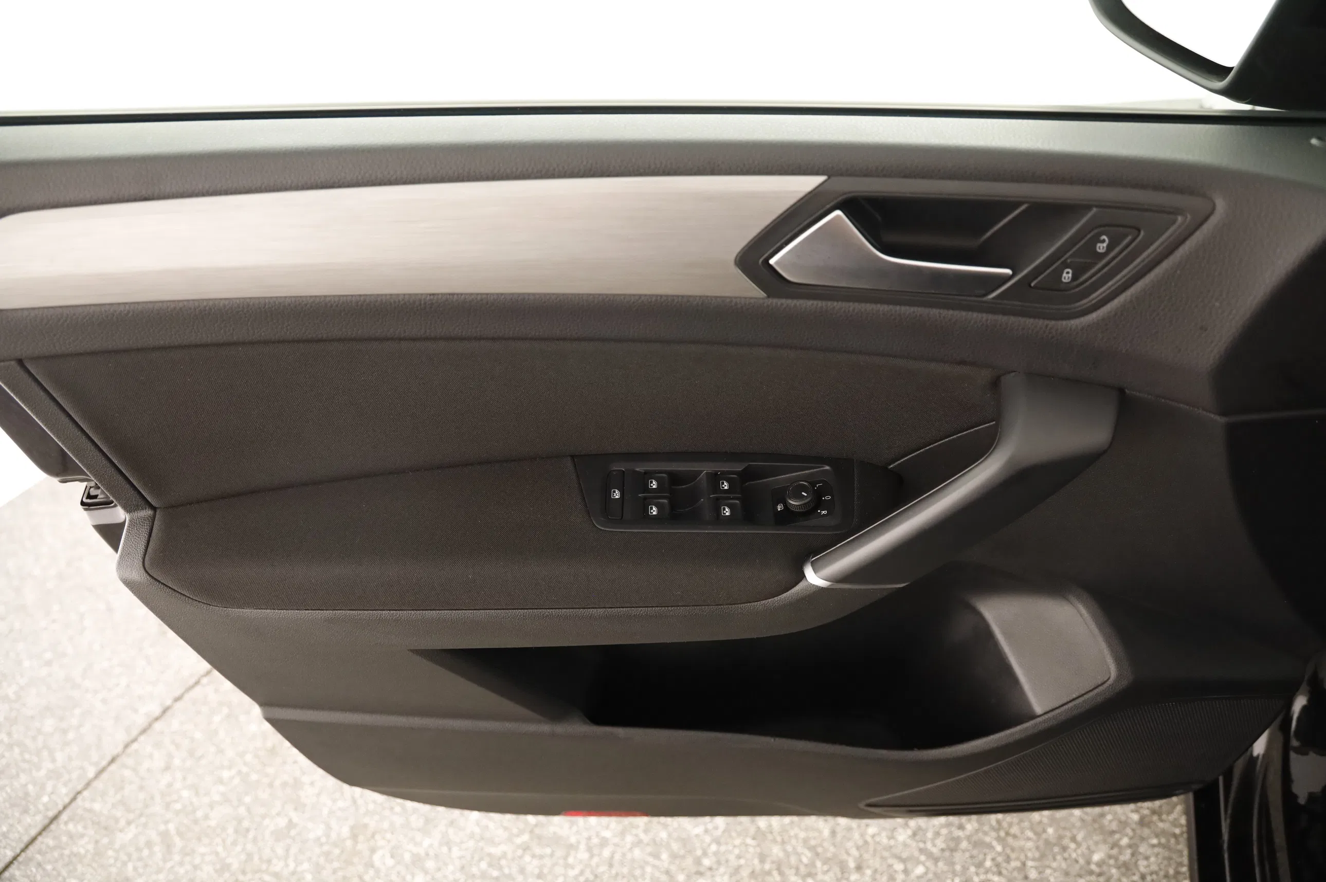 VW Touran Comfortline TDI SCR | Bild 11 von 31