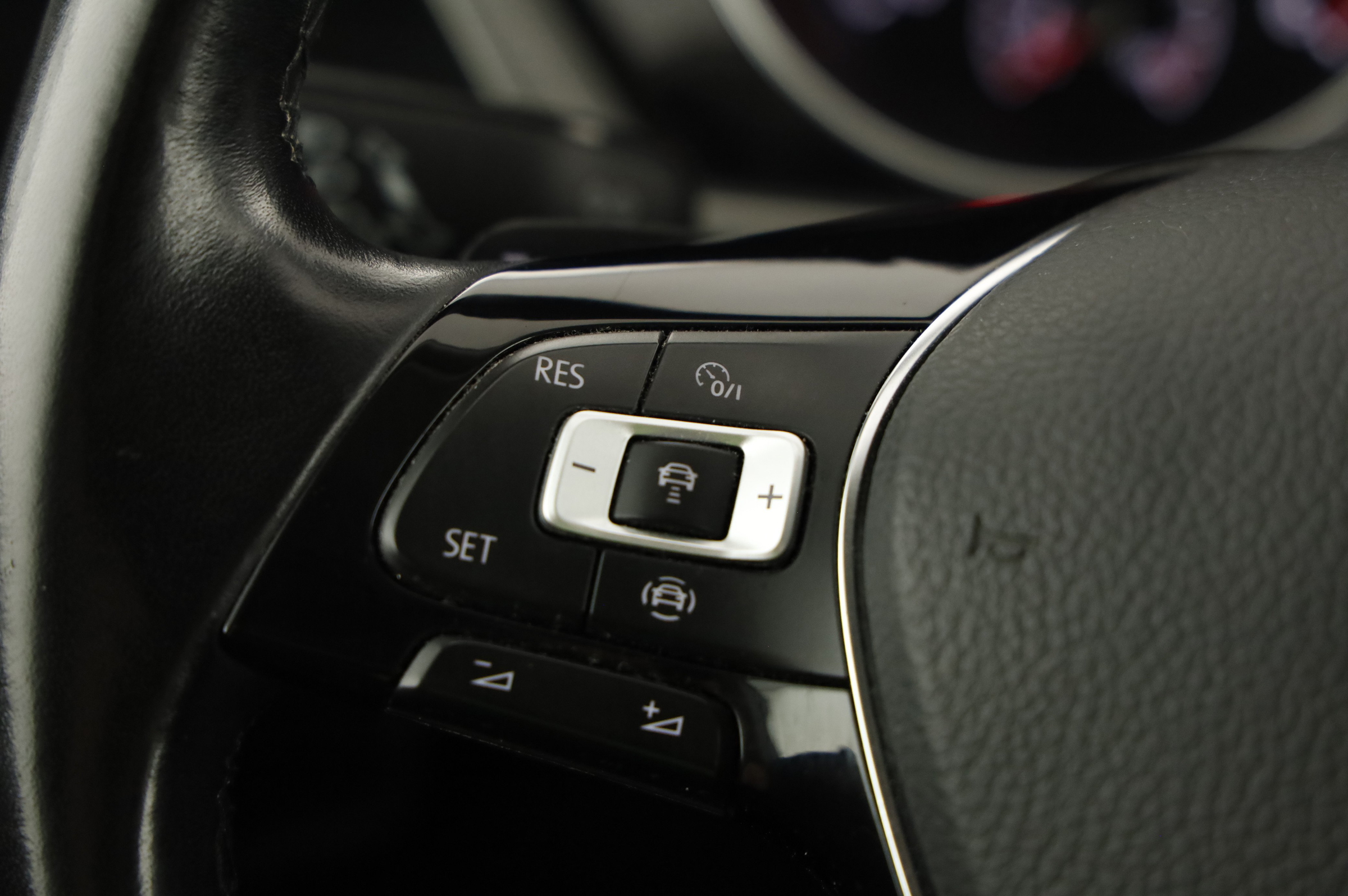 VW Touran Comfortline TDI SCR | Bild 18 von 31