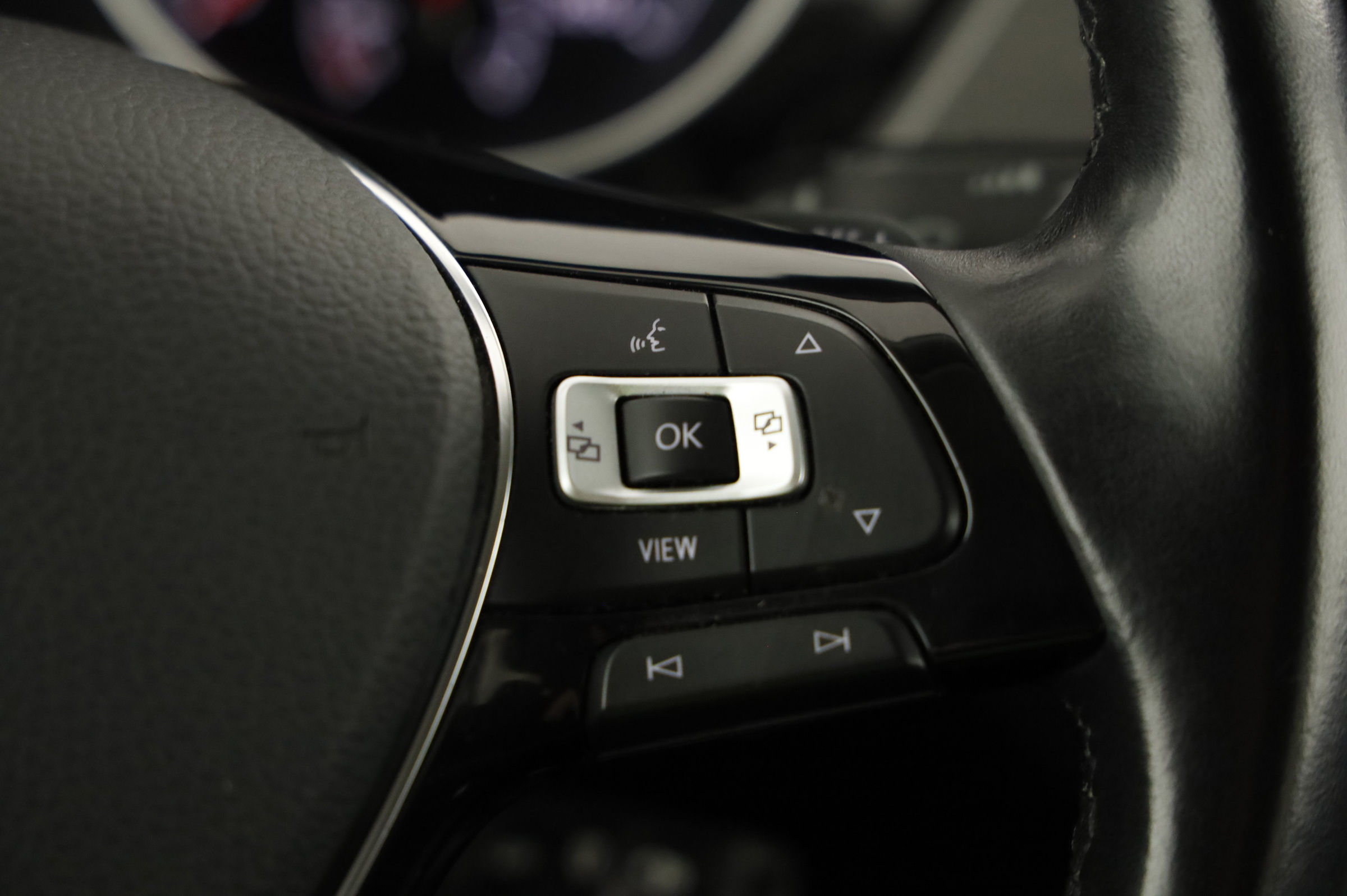 VW Touran Comfortline TDI SCR | Bild 19 von 31