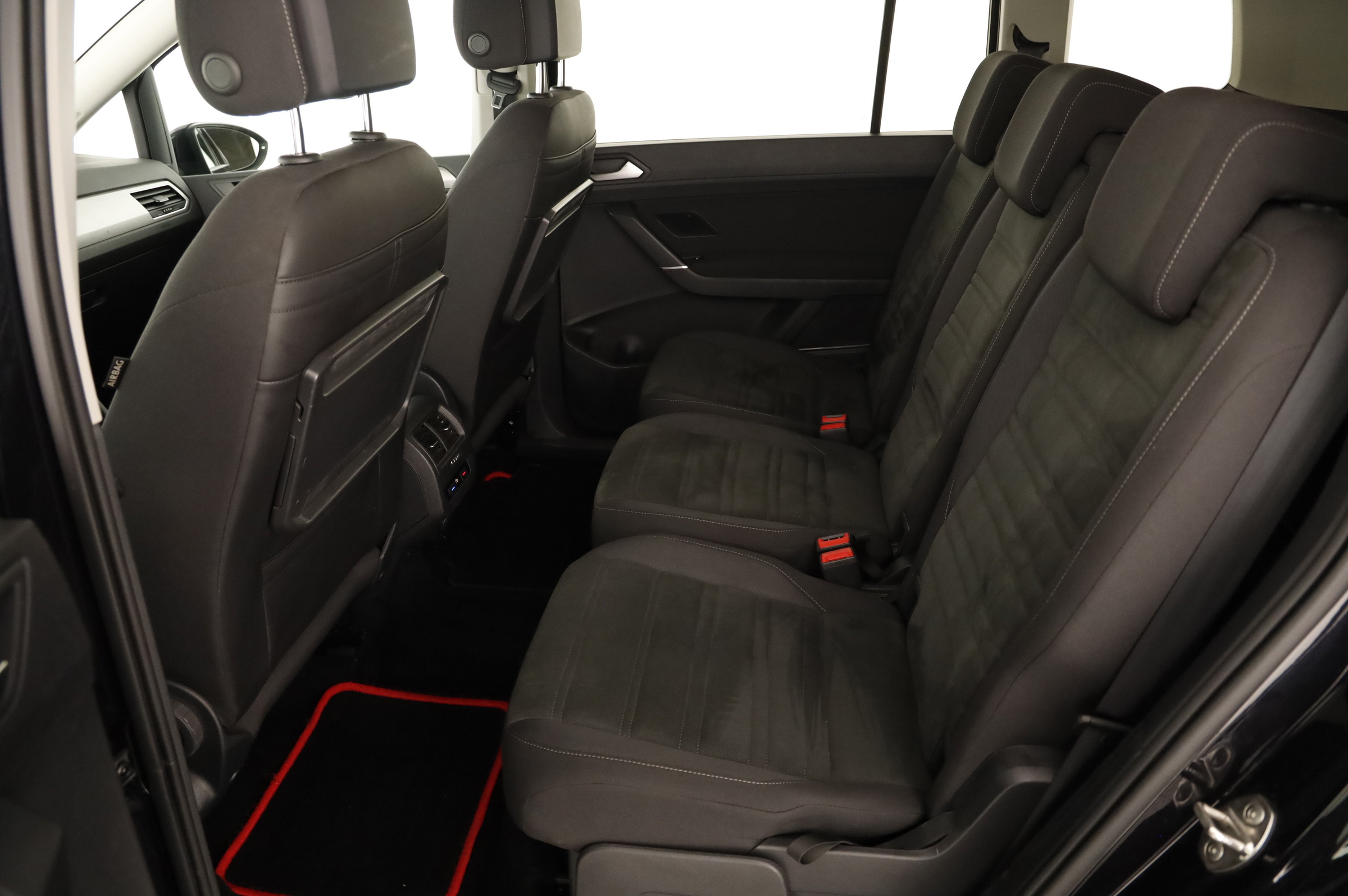 VW Touran Comfortline TDI SCR | Bild 25 von 31