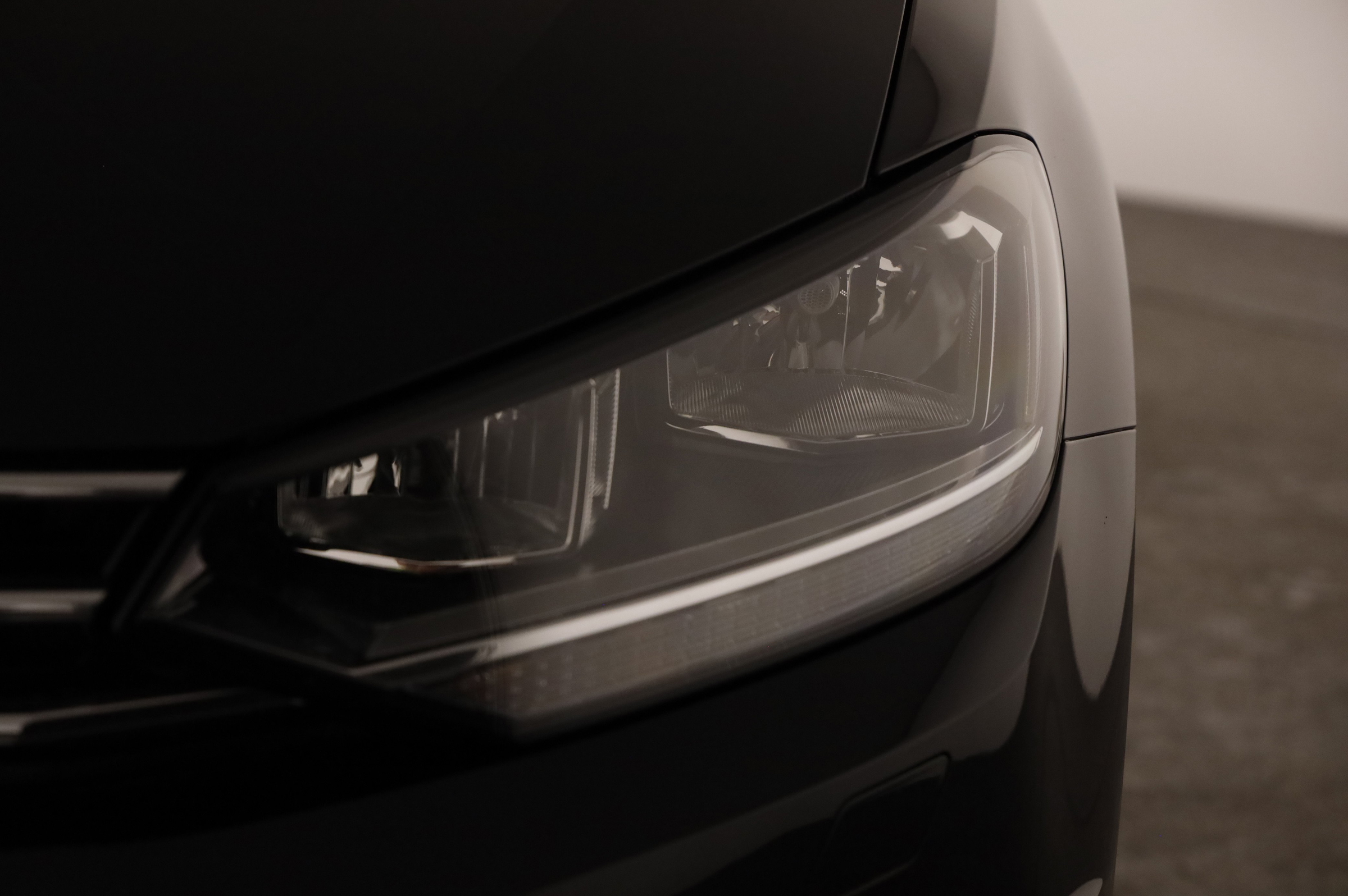 VW Touran Comfortline TDI SCR | Bild 29 von 31