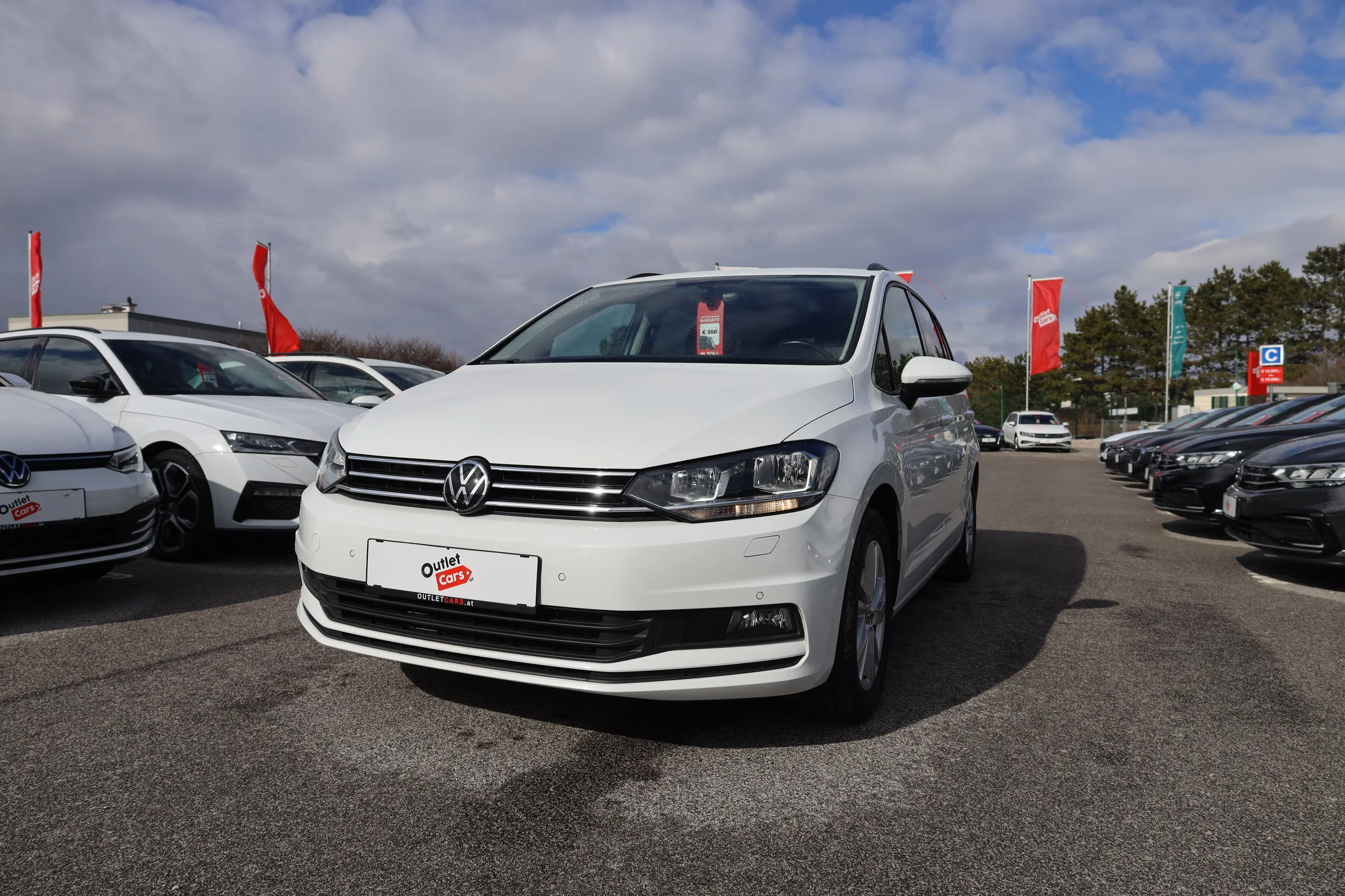 VW Touran 2.0 TDI BMT Comfortline | Bild 2 von 26