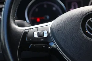 VW Touran 2.0 TDI BMT Comfortline | Thumbnail 12 von 26