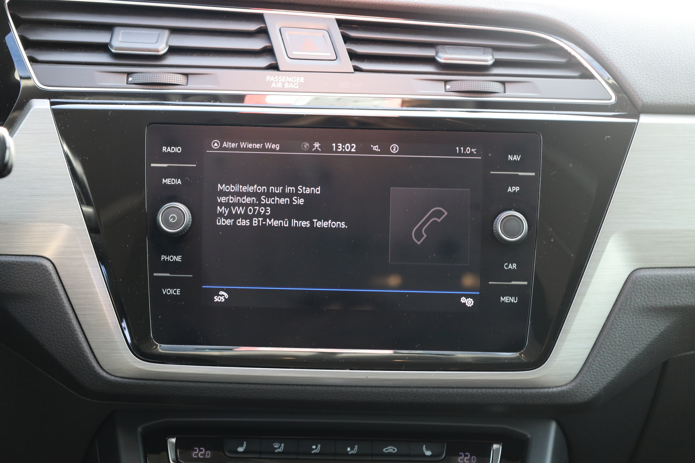 VW Touran 2.0 TDI BMT Comfortline | Bild 16 von 26