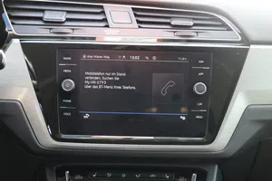 VW Touran 2.0 TDI BMT Comfortline | Thumbnail 16 von 26