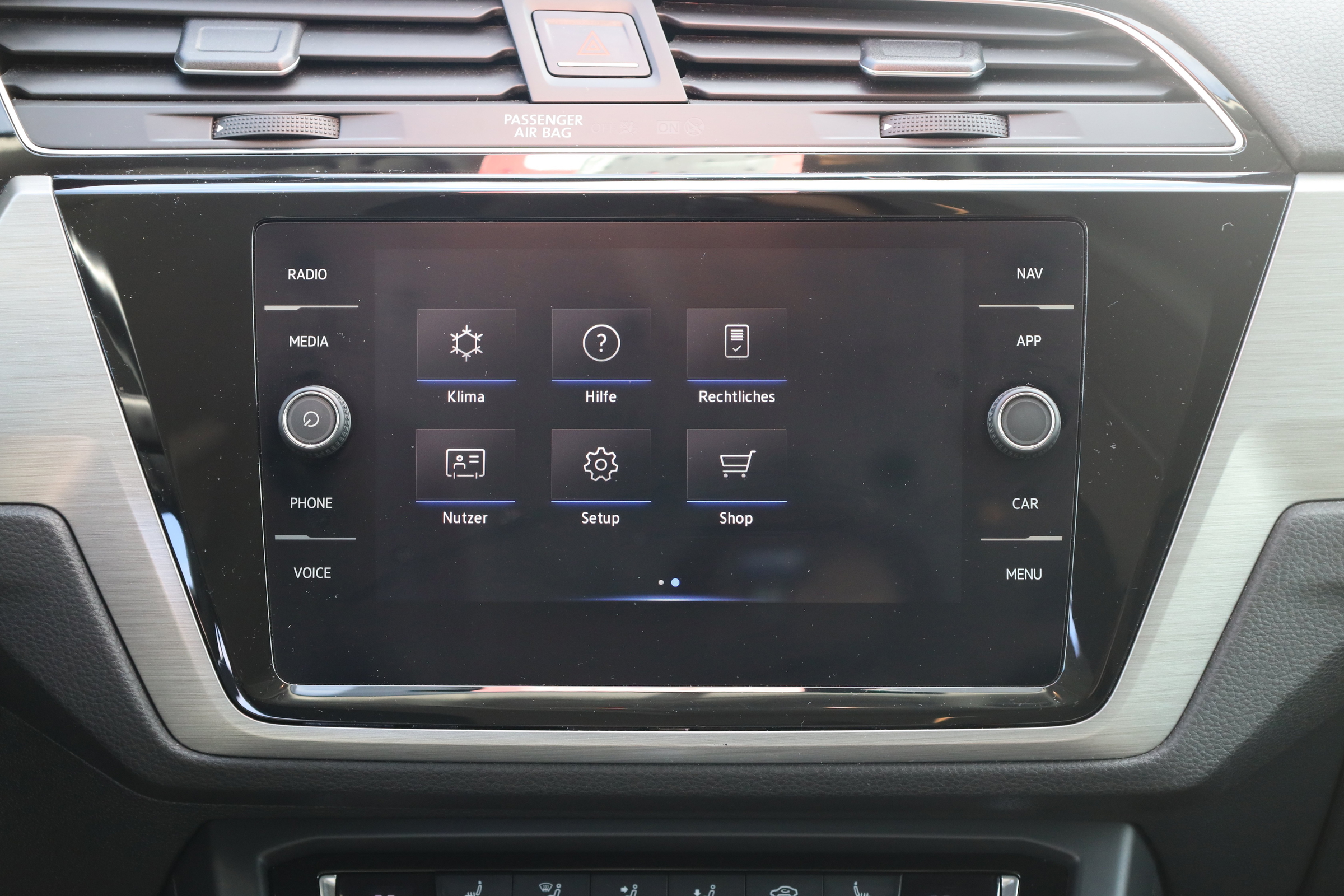 VW Touran 2.0 TDI BMT Comfortline | Bild 18 von 26