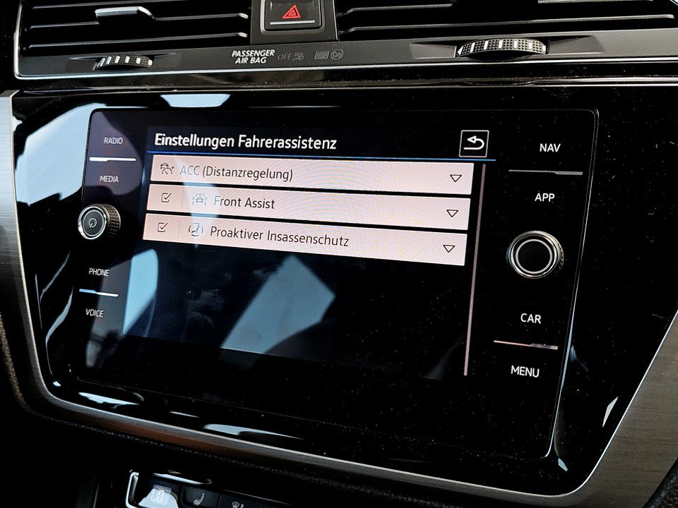 VW Touran 2.0 TDI DSG Comfortline | Bild 15 von 20