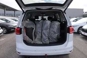 VW Touran 2.0 TDI BMT Comfortline | Thumbnail 22 von 26