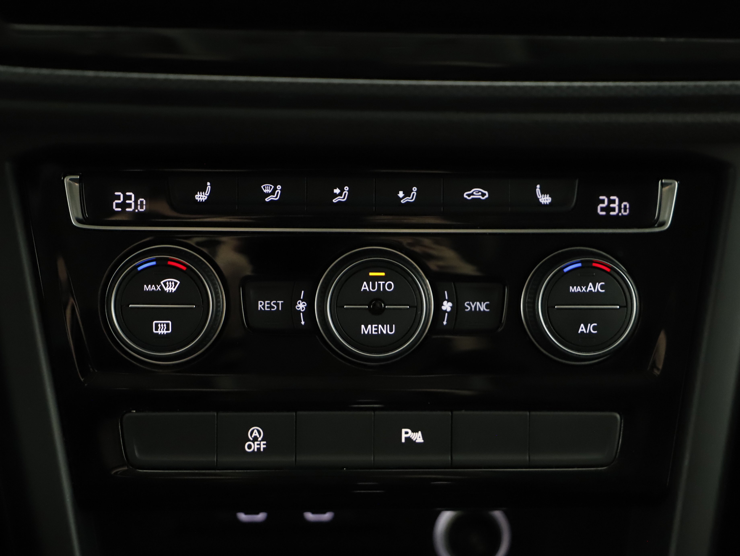 VW Touran 2.0 TDI BMT Sky | Bild 10 von 21