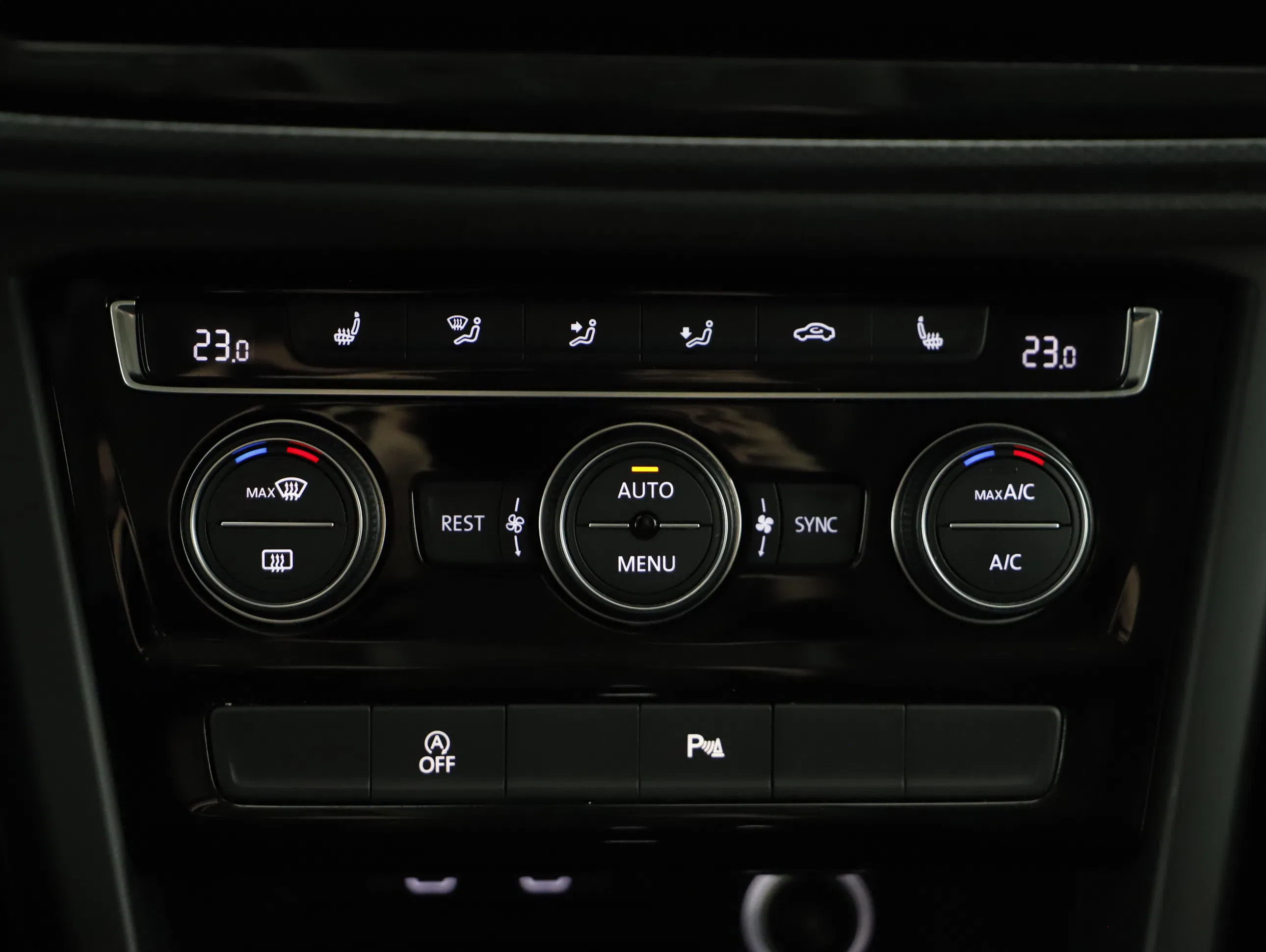 VW Touran 2.0 TDI BMT Sky | Bild 10 von 21