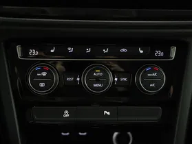 VW Touran 2.0 TDI BMT Sky | Thumbnail 10 von 21
