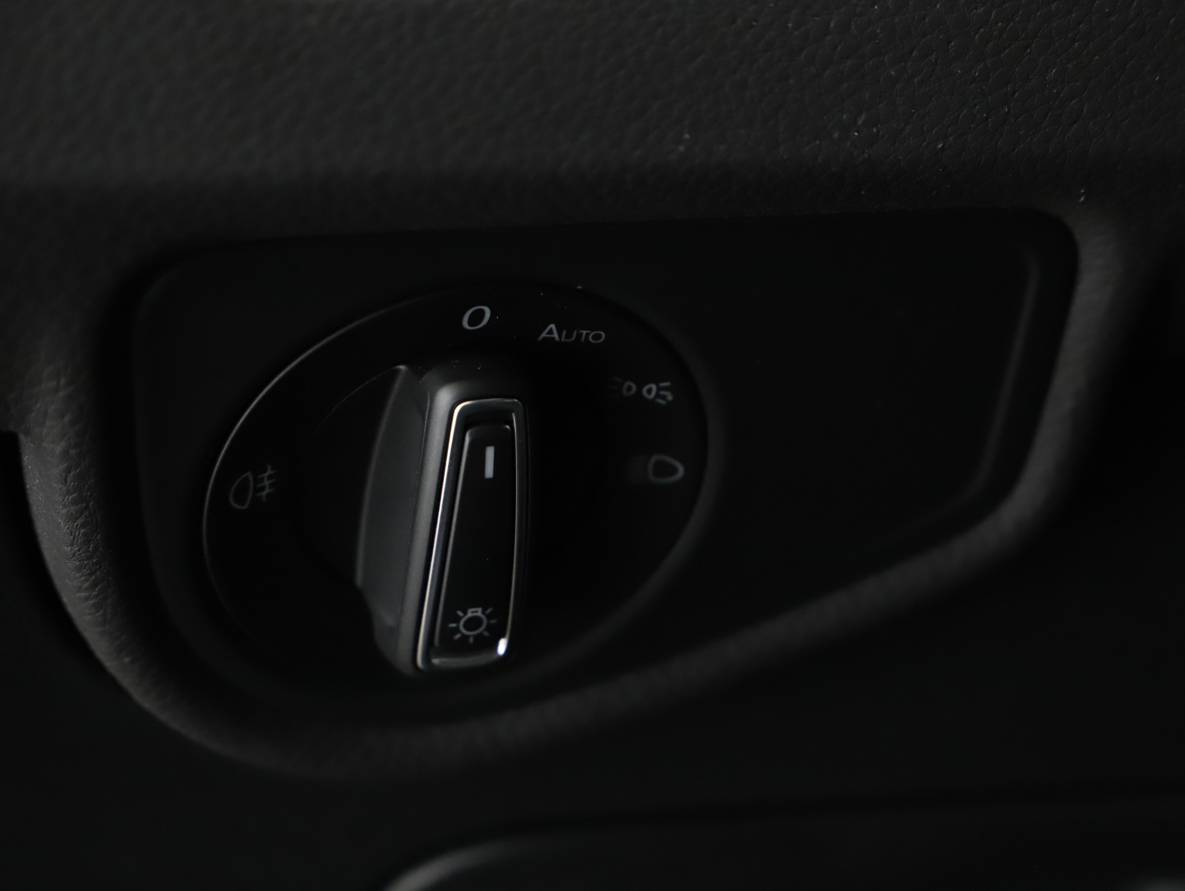 VW Touran 2.0 TDI BMT Sky | Bild 13 von 21