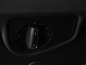 VW Touran 2.0 TDI BMT Sky | Thumbnail 13 von 21