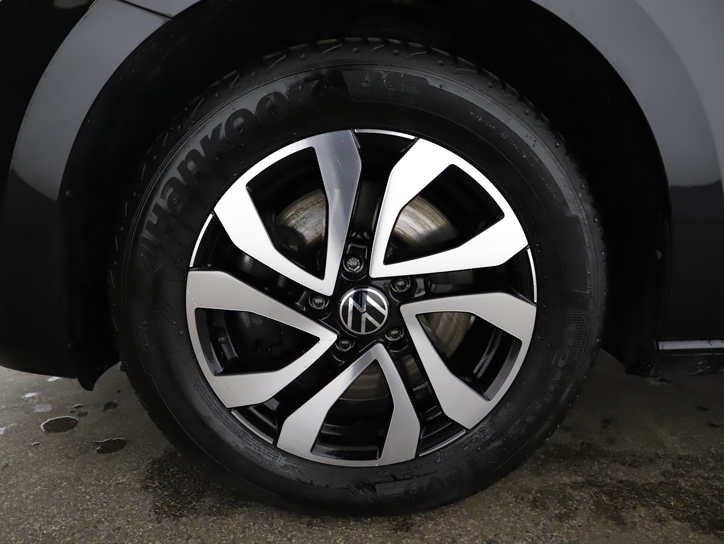 VW Touran 2.0 TDI BMT Sky | Bild 20 von 21