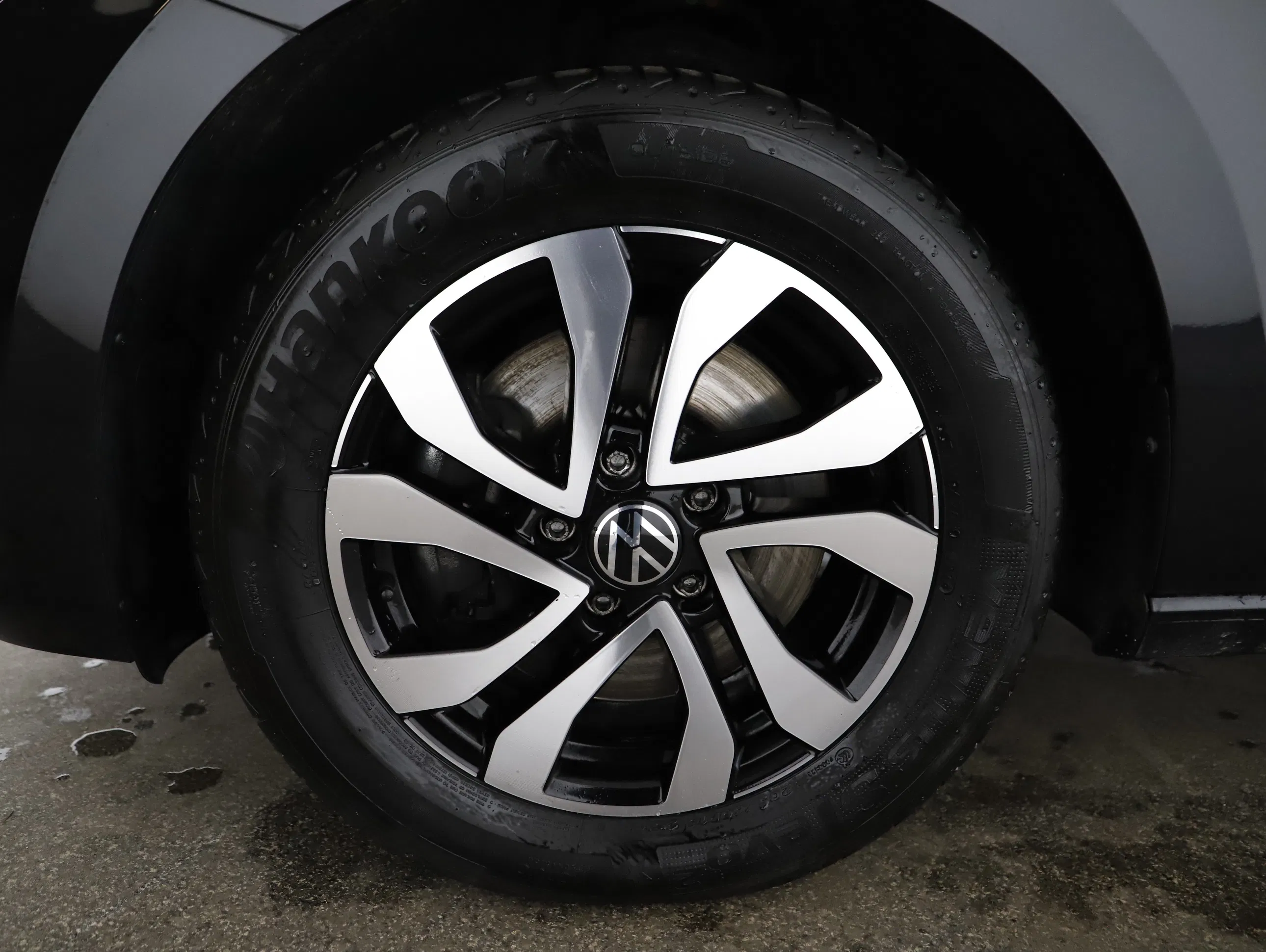 VW Touran 2.0 TDI BMT Sky | Bild 20 von 21