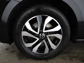 VW Touran 2.0 TDI BMT Sky | Thumbnail 20 von 21