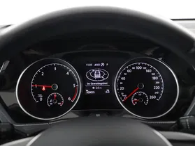 VW Touran 2.0 TDI BMT Sky | Thumbnail 6 von 21