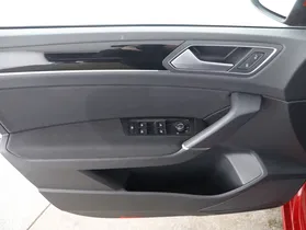 VW Touran 2.0 TDI BMT Highline | Thumbnail 5 von 24