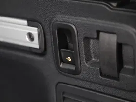 VW Touran 2.0 TDI BMT Highline | Thumbnail 23 von 24